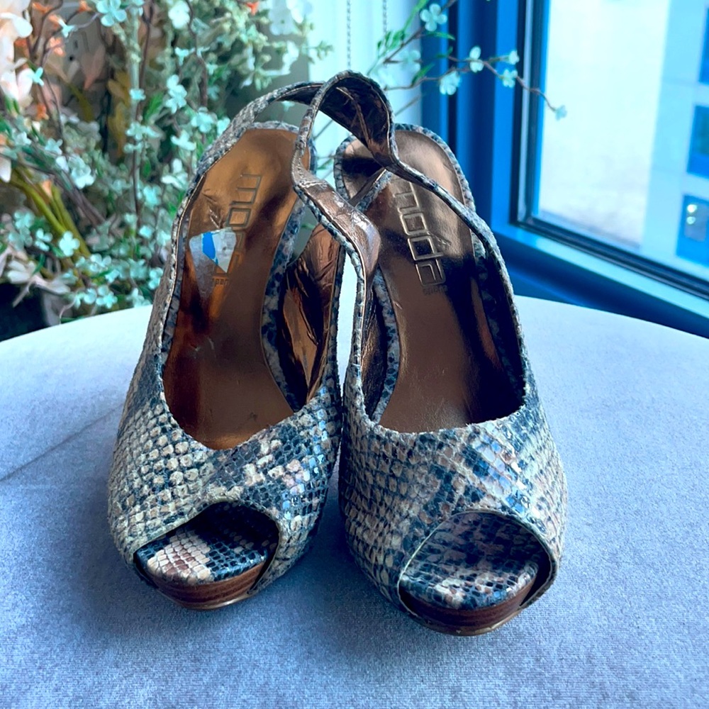 Python peep toe Brand new 5.5